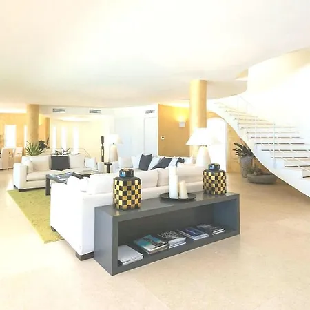 Spacious Villa Osma 5 - Sea View Vakantiehuis Porto Cervo