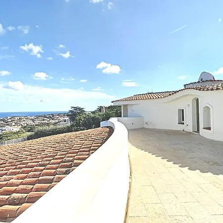Spacious Villa Osma 5 - Sea View Vakantiehuis Porto Cervo